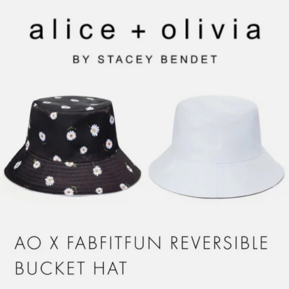 NWT Alice + Olivia Reversible Bucket Hat